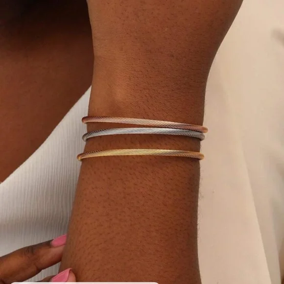 - New 3 piece bracelet set - Picture 2 of 5